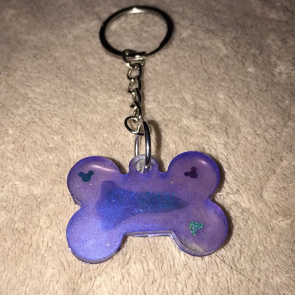 Custom epoxy resin mini bone 🦴 keychain JENNIFER New - Picture 2 of 2